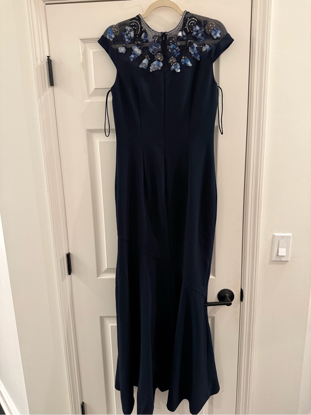 THEIA Navy Blue Cap Sleeve Embellished Illusion Dress Yoke Mermaid Gown size 8 - Picture 5 of 8